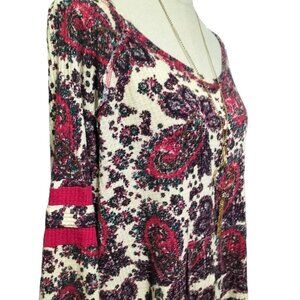 (914)CATO Plus Paisley Rayon Knit  3/4 Sleeve Round Neck Top Size 22/24 W
